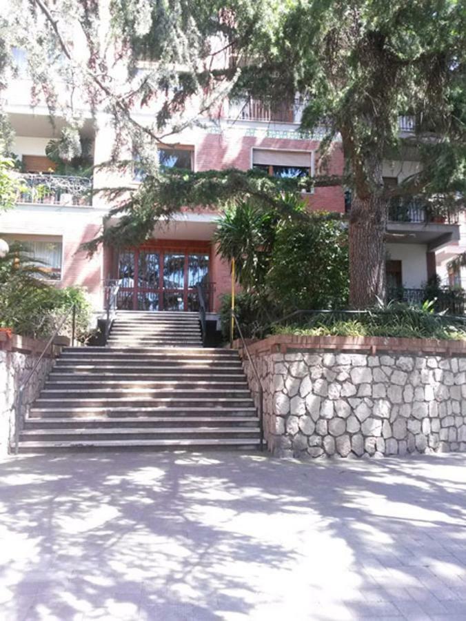 Casa Migliaccio Apartment Соренто Екстериор снимка